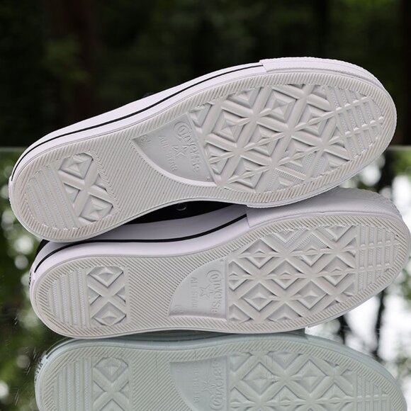 Converse Chuck Taylor All Star Lift Platform Black Leather - Picture 15 of 15